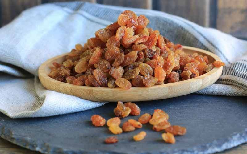 کشمش طلایی تیزابی تاکستان