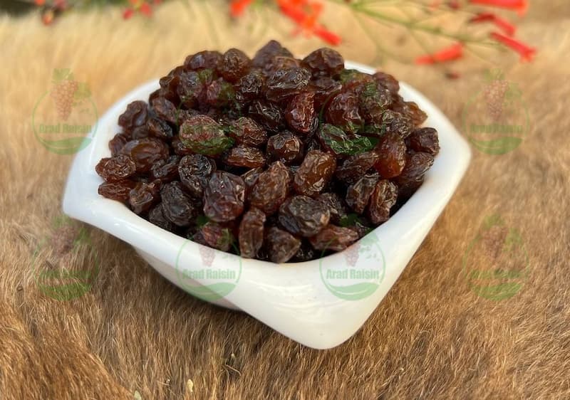 خرید حضوری کشمش تاکستان